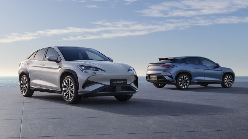 BYD SEALION 7